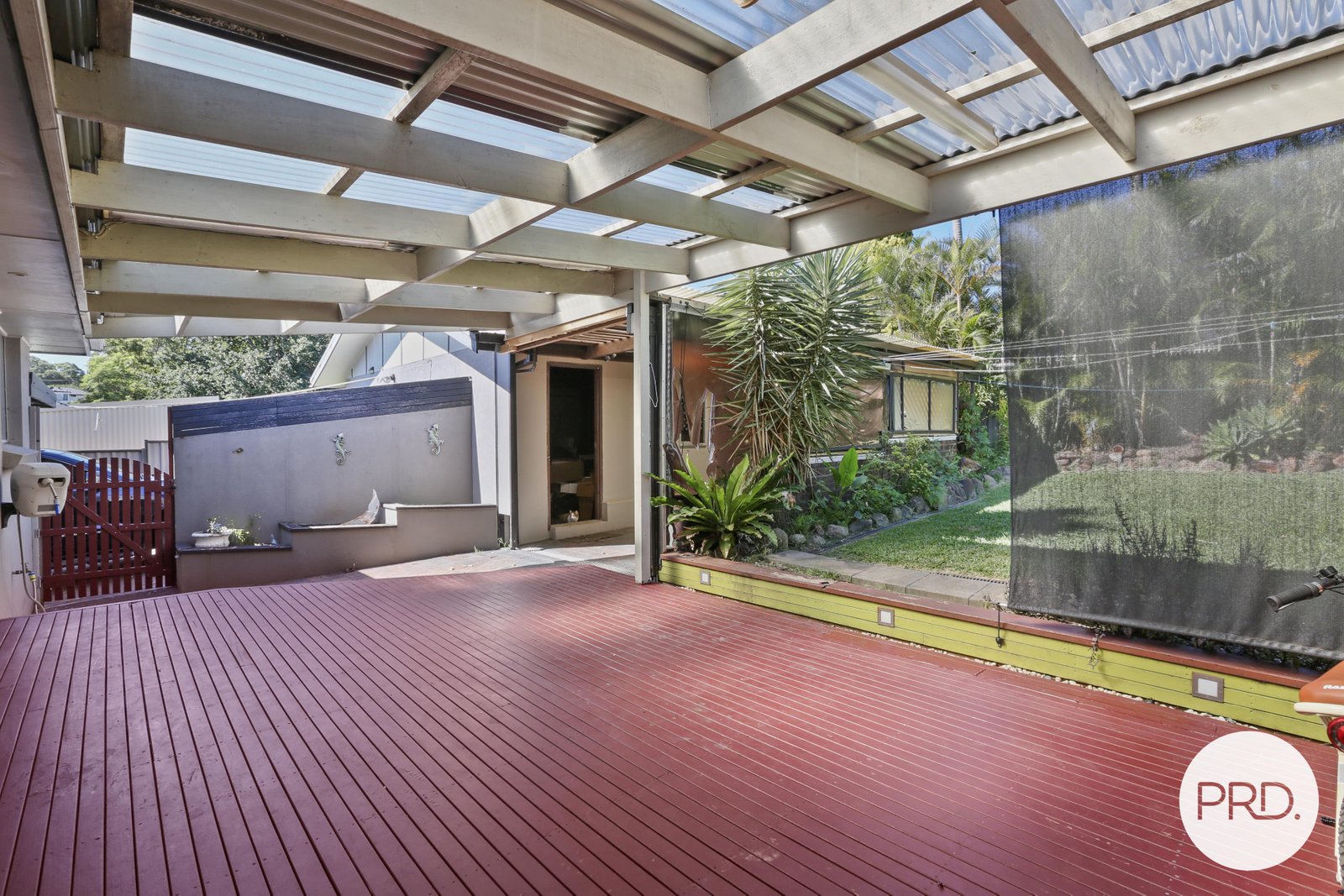 9 Compton Street DAPTO 9