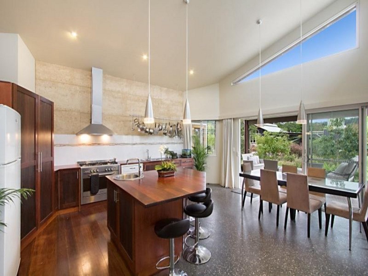 9 Coolamon View Currumbin Valley 2