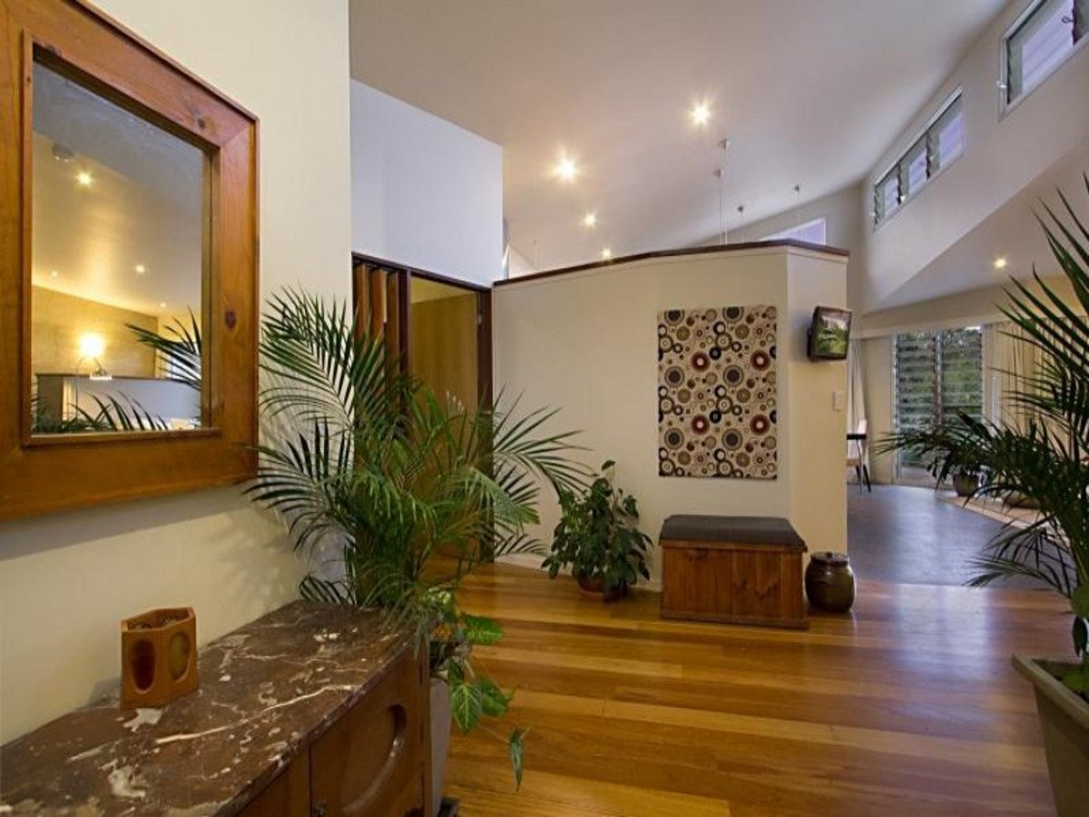 9 Coolamon View Currumbin Valley 6