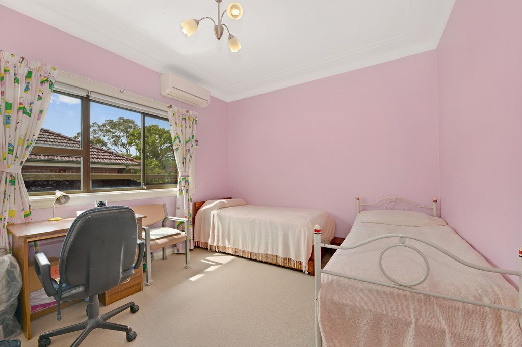 9 Cooloongatta Road BEVERLY HILLS 5