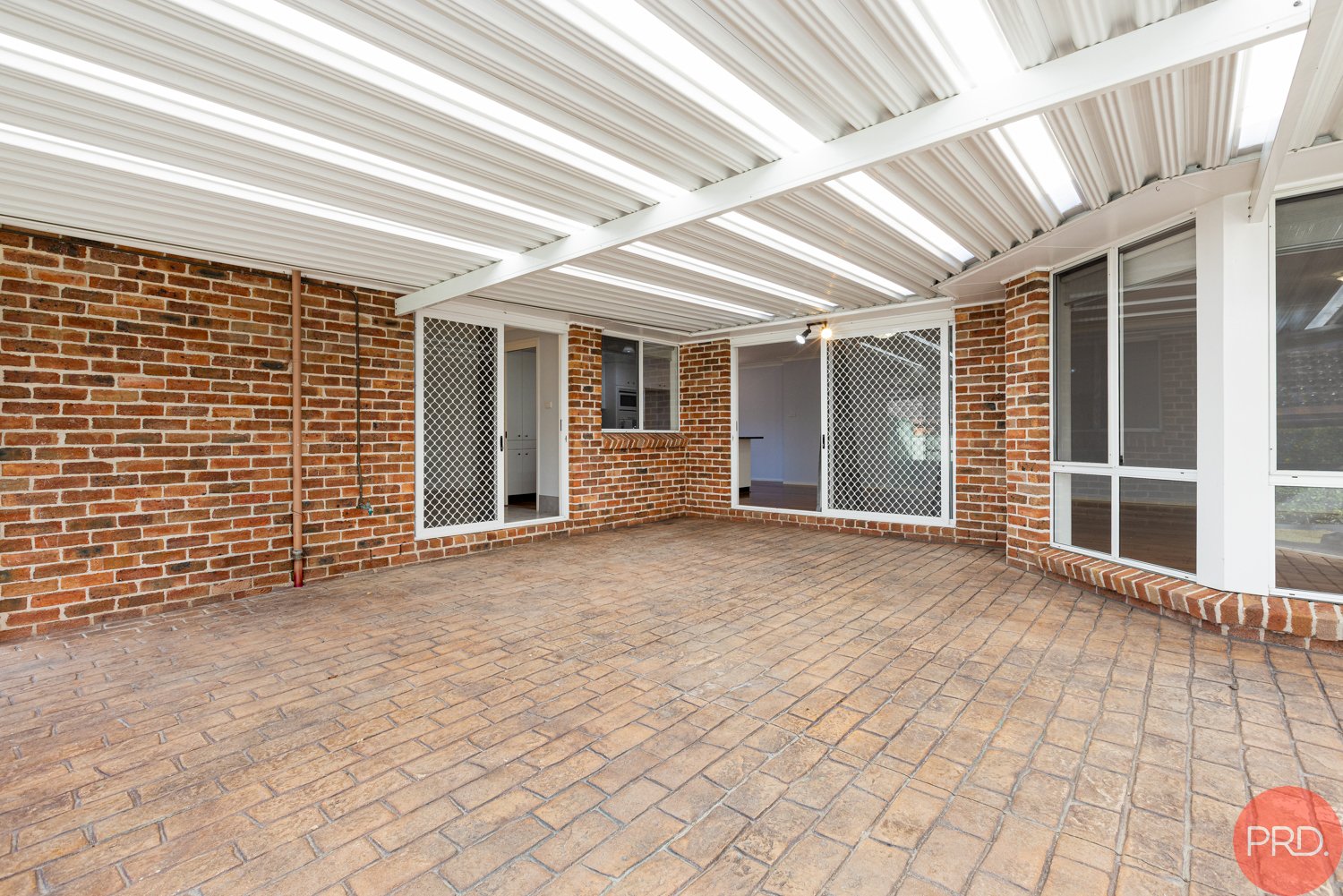 9 Correa Close ABERGLASSLYN 26