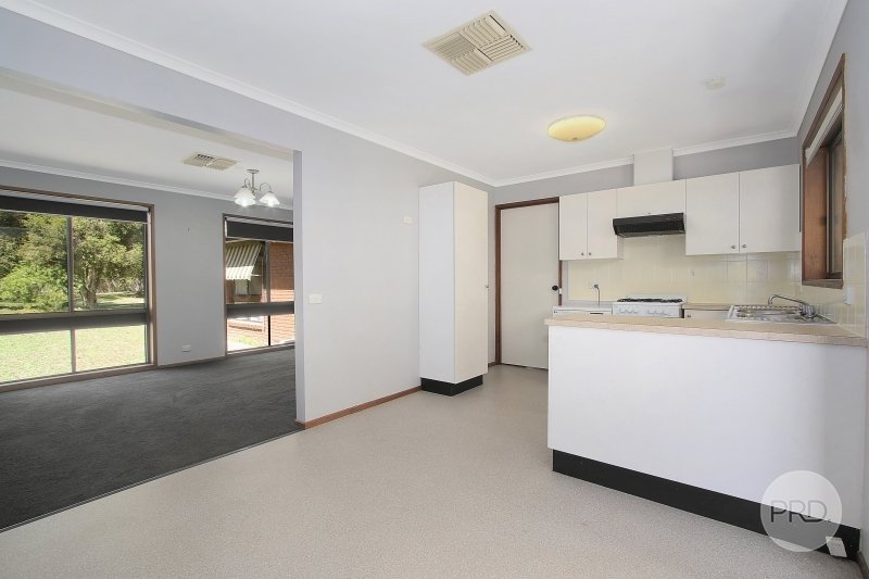 9 Crackenback Street THURGOONA 3