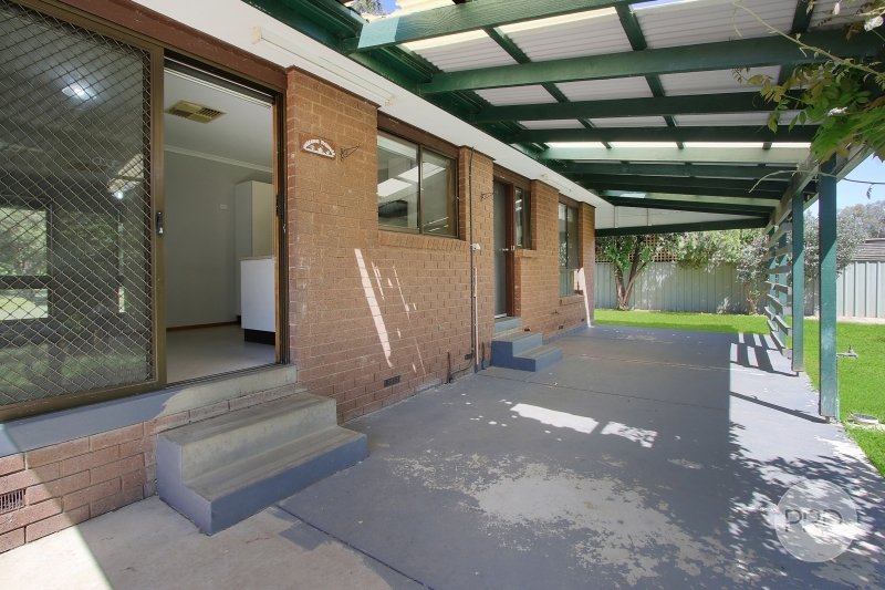 9 Crackenback Street THURGOONA 10