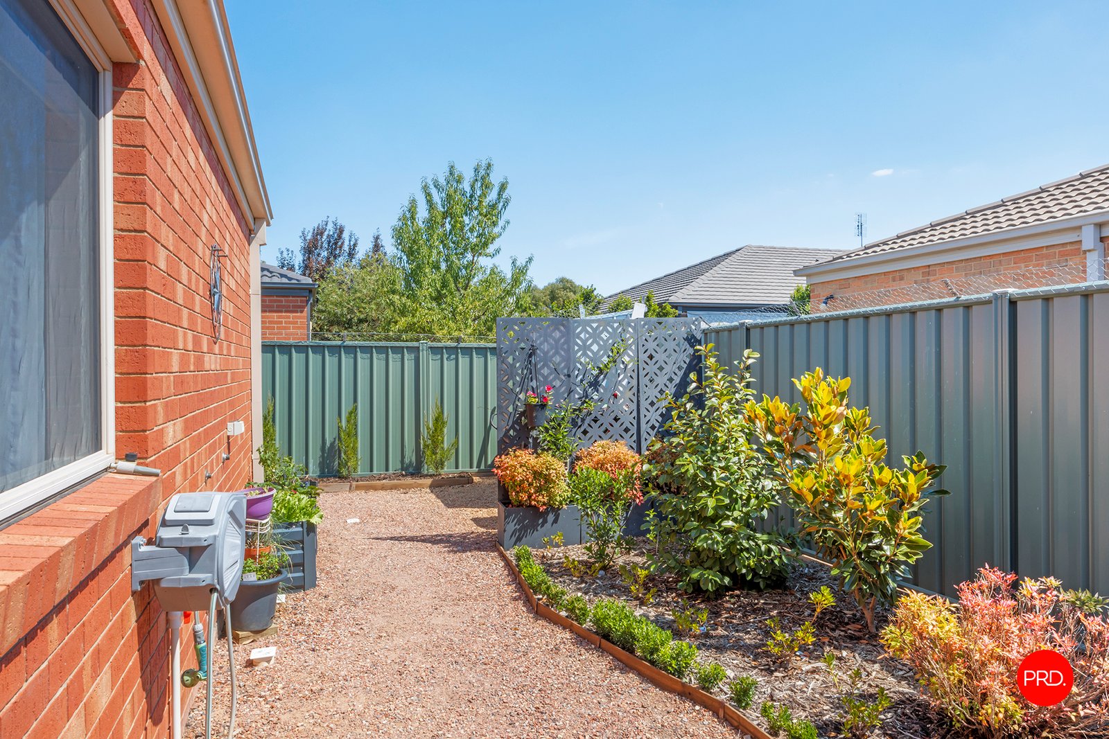 9 Creekview Place ASCOT 19