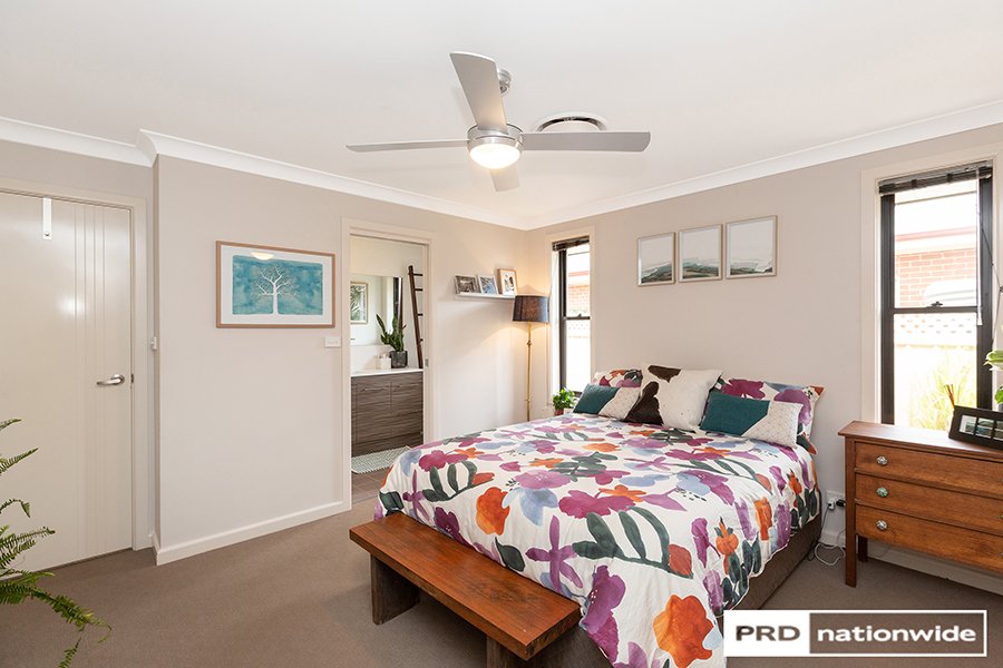 9 Cunningham Street TAMWORTH 8