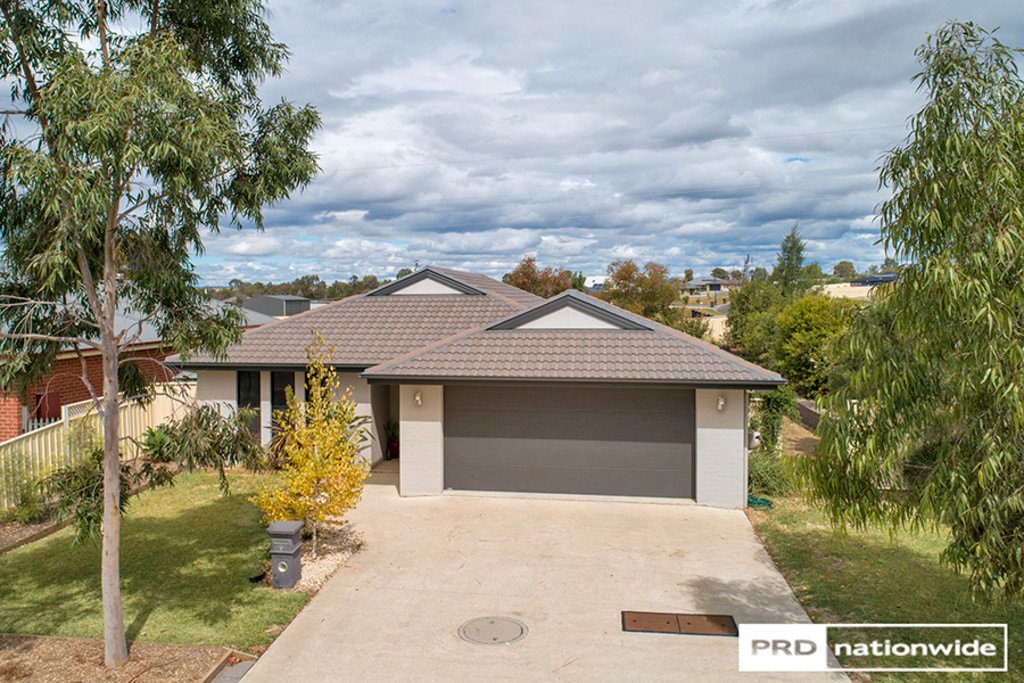 9 Cunningham Street TAMWORTH 19