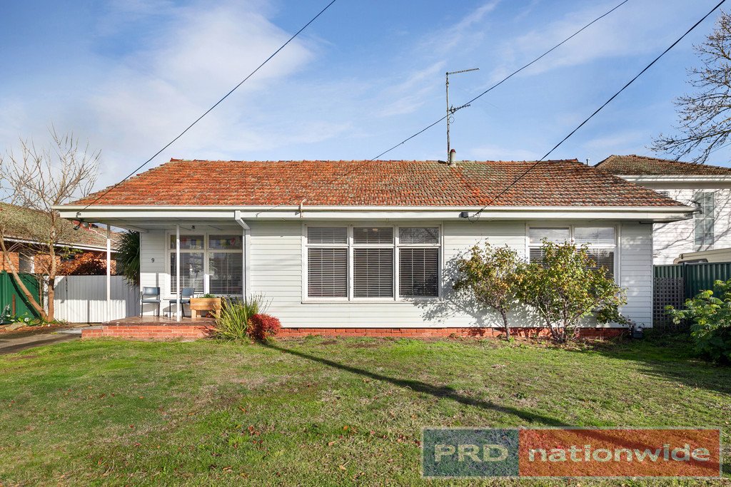 9 Cuthberts Road ALFREDTON 3