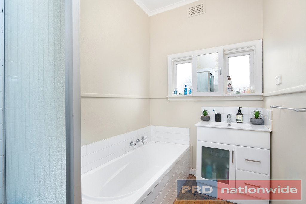 9 Cuthberts Road ALFREDTON 9