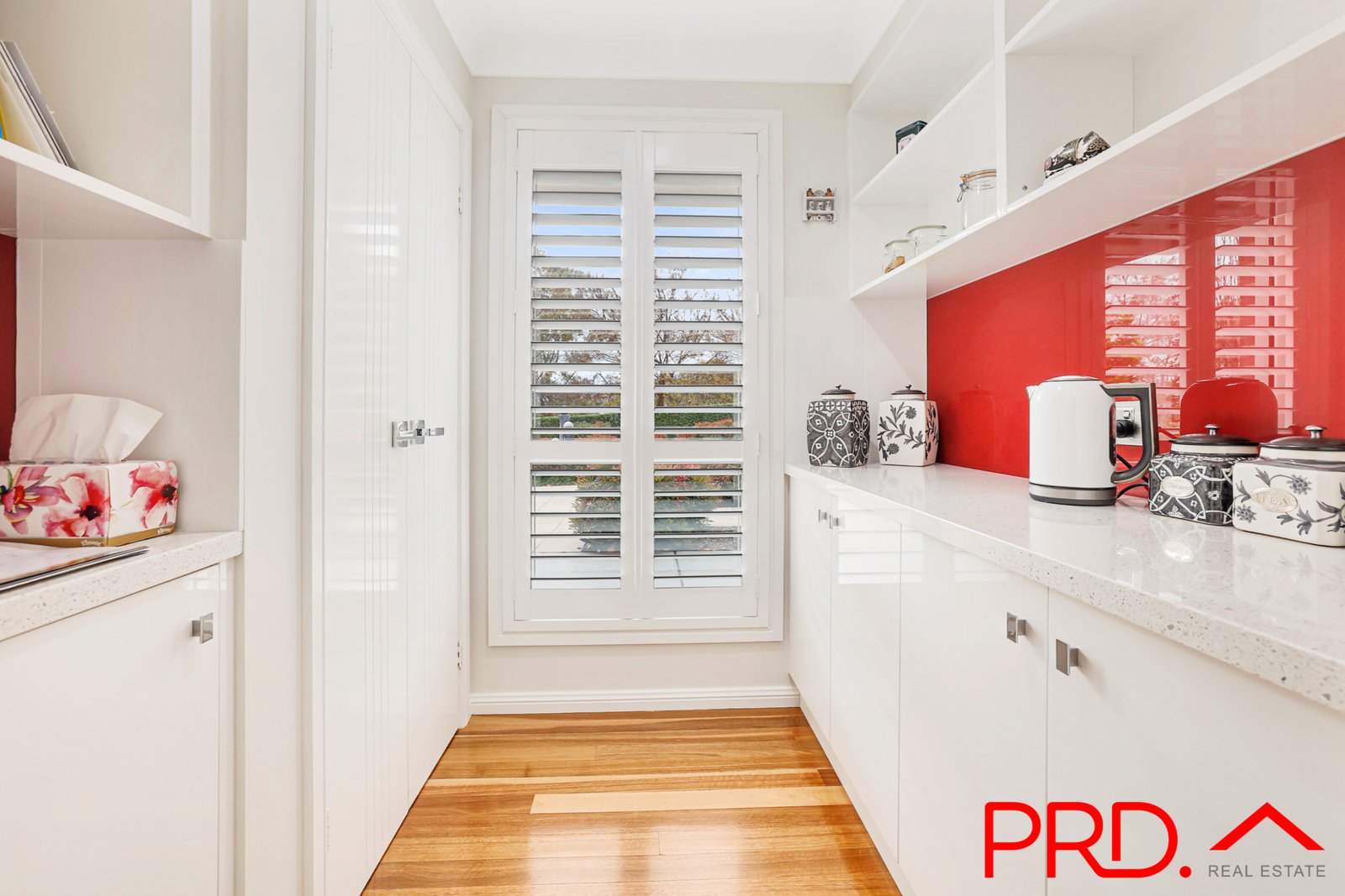 9 Daintree Circuit TAMWORTH 11