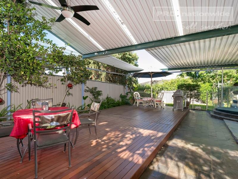 9 Dalkeith Avenue LAKE ALBERT 8