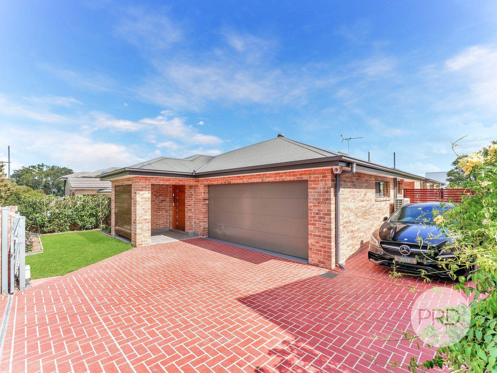 9 Dalrymple Street MINTO 16