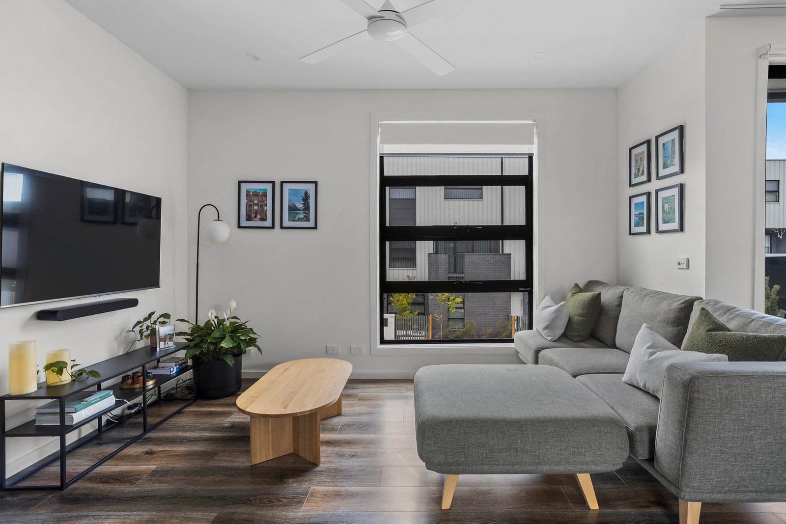 Gallery: 9 Deakin Avenue