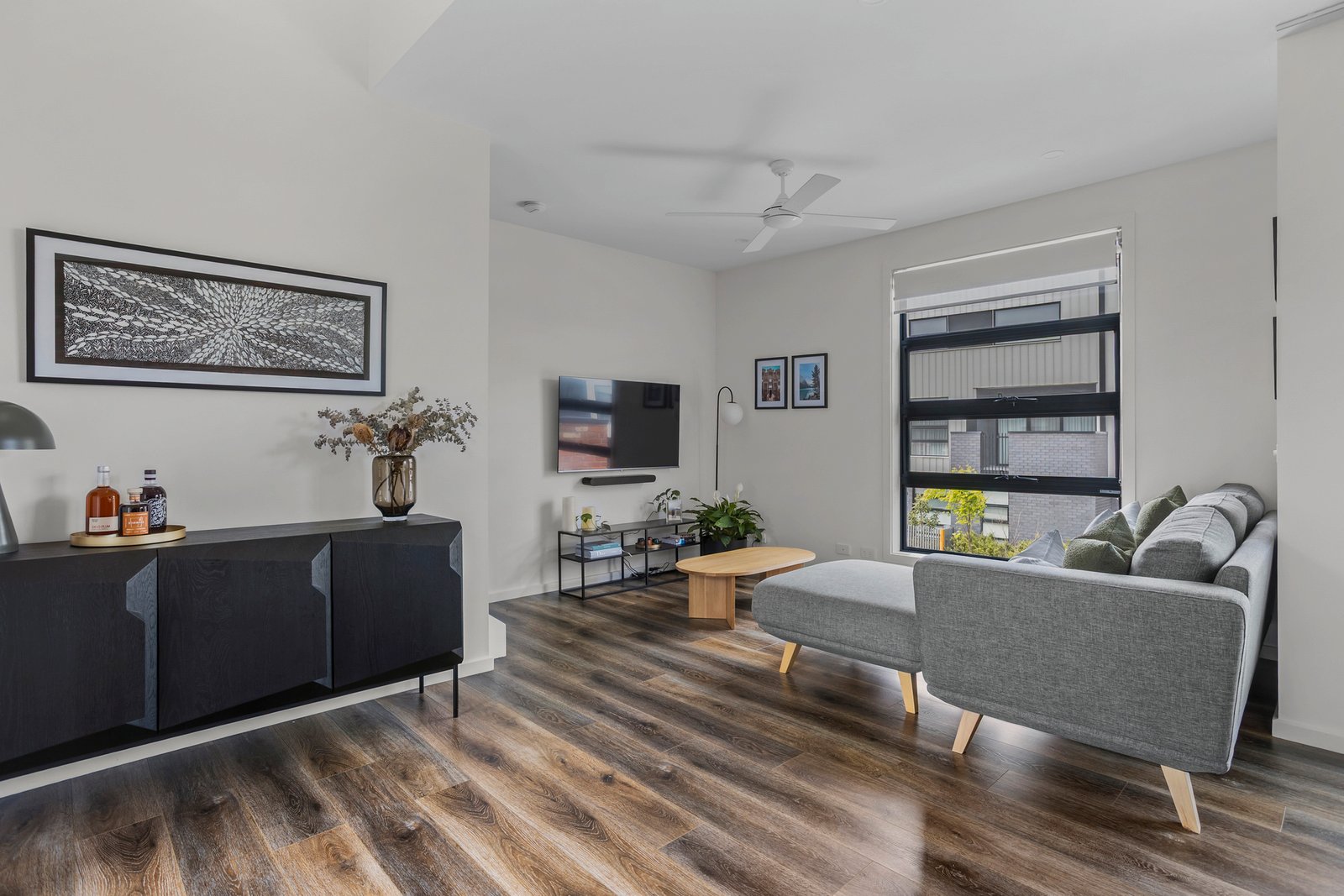 Gallery: 9 Deakin Avenue