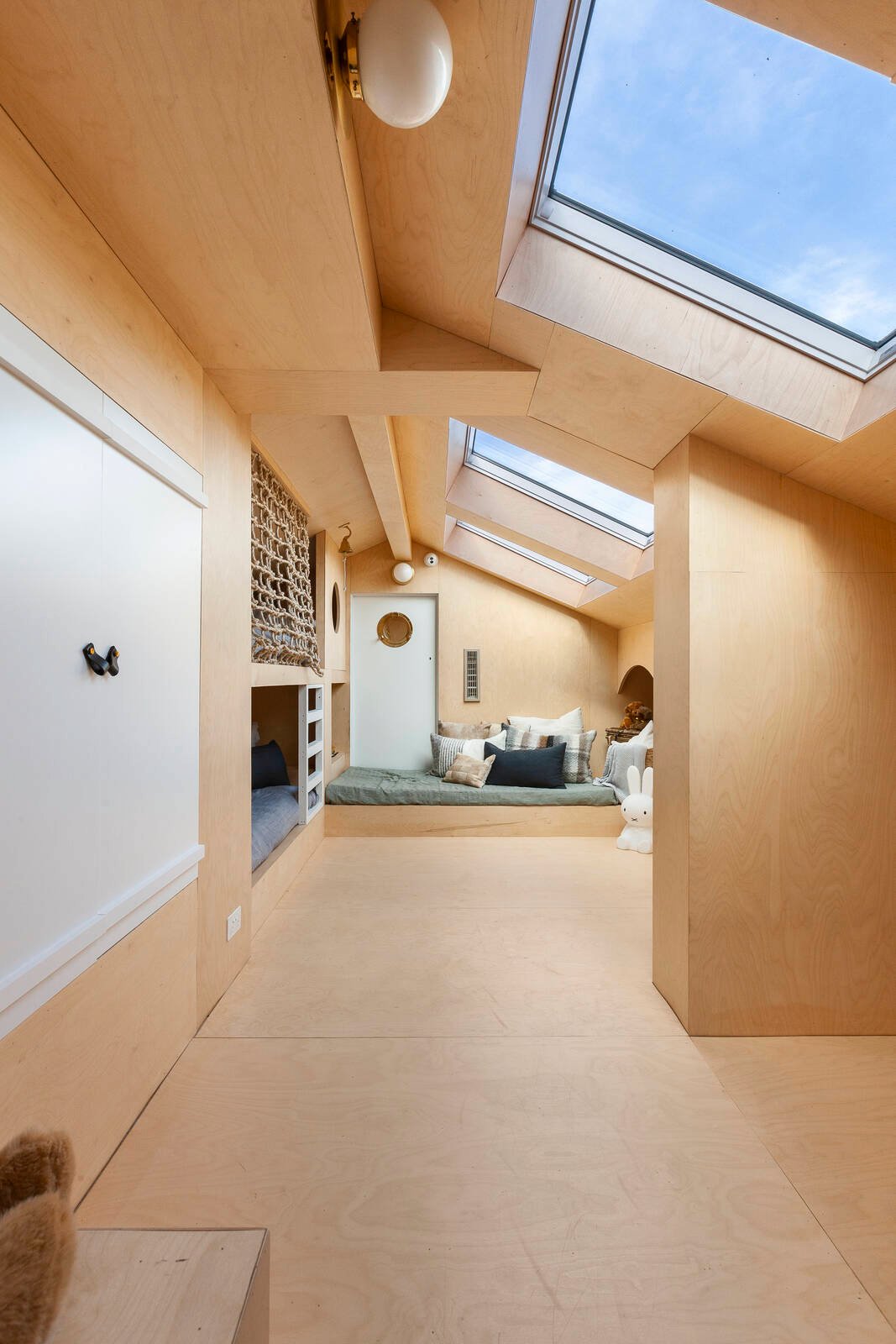 Real Estate and Property in 9 Denham Place, Toorak, VIC