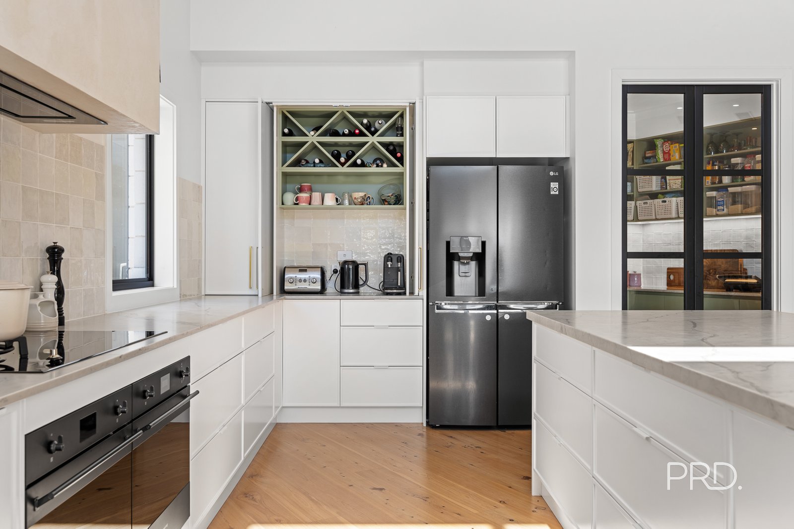 9 Denny Crescent GOBBAGOMBALIN 13