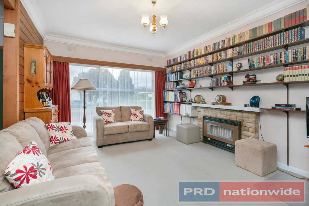 9 Dermot Street WENDOUREE 2