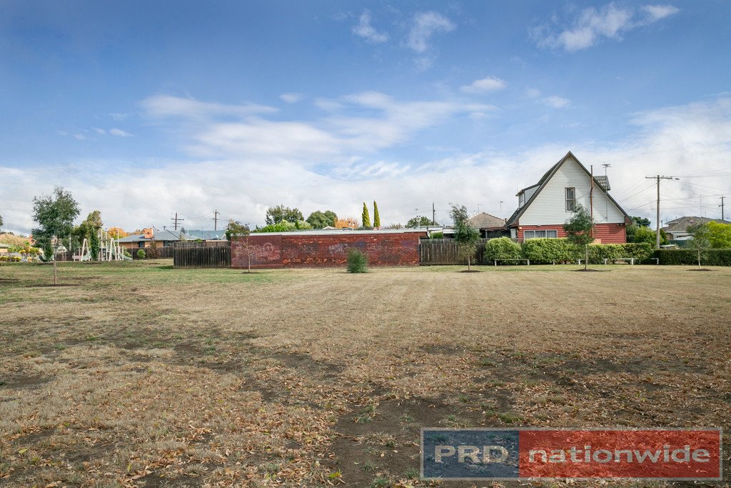 9 Dermot Street WENDOUREE 16