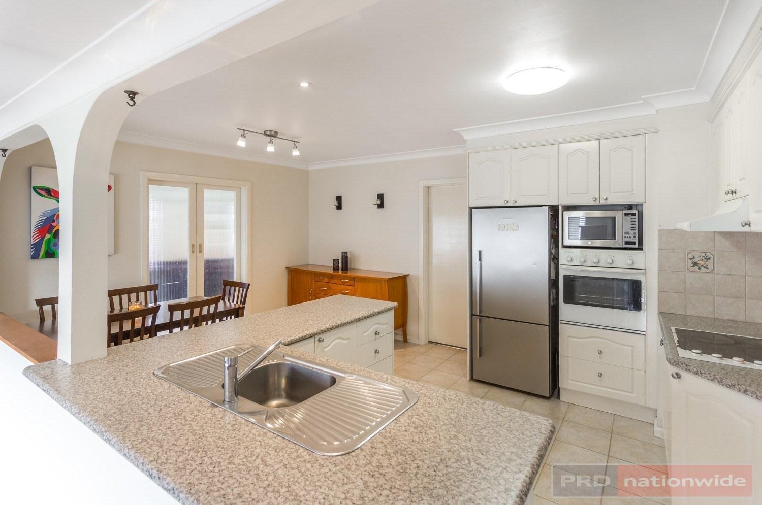 9 Dernancourt Parade MILPERRA 6