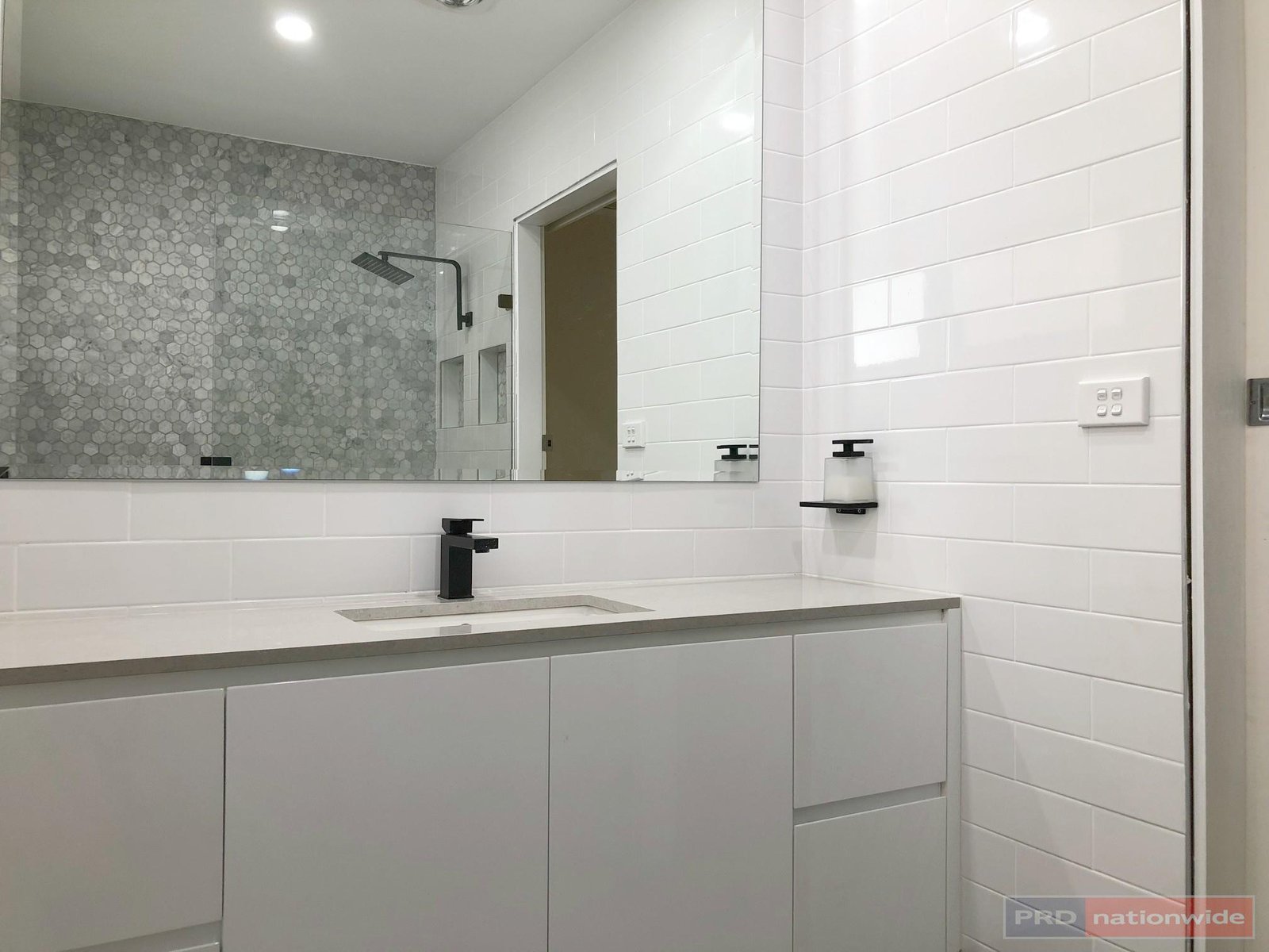 9 Dernancourt Parade MILPERRA 4