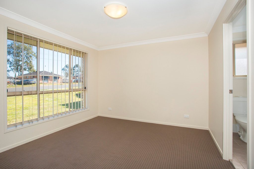 9 Devon Street GRETA 4