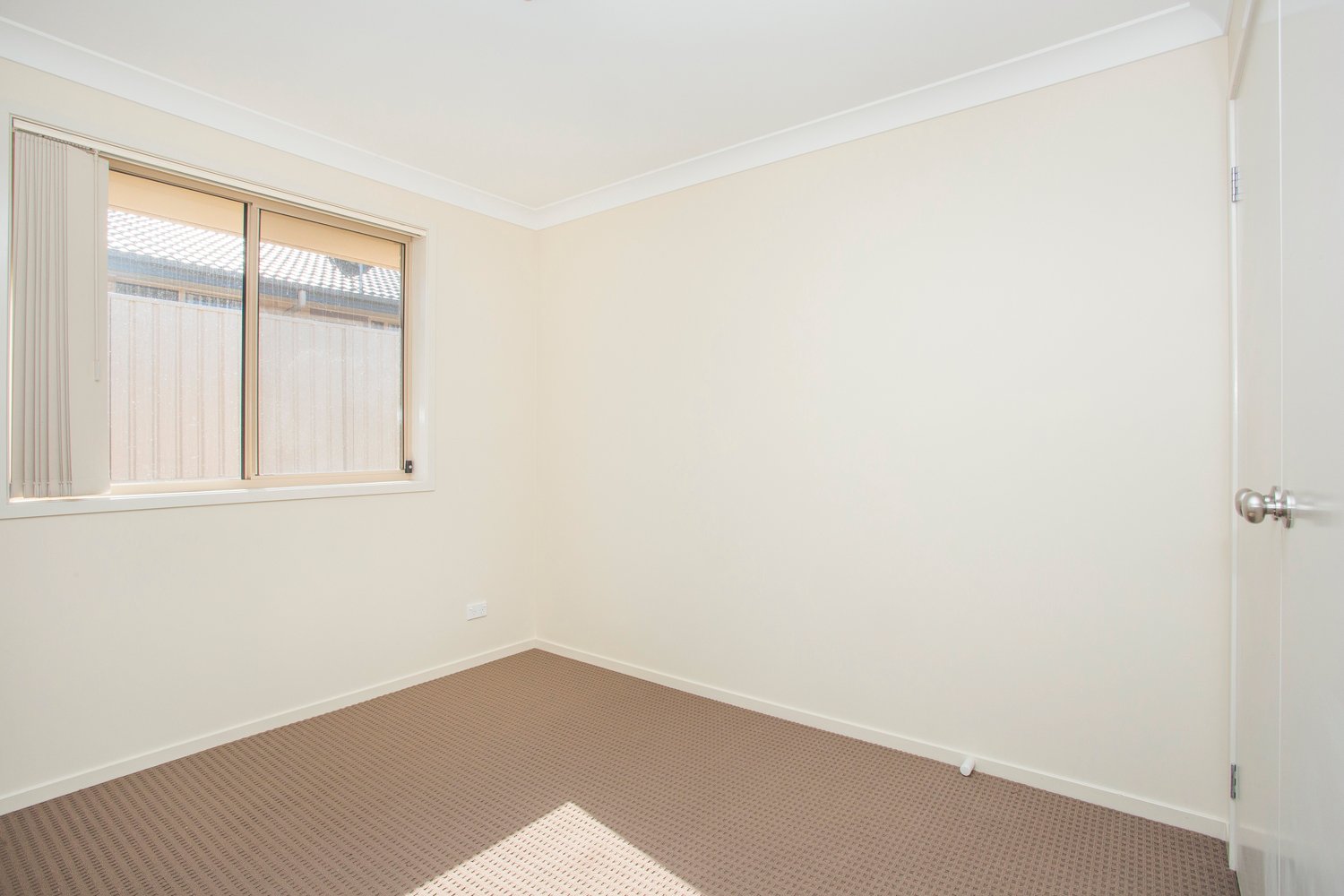 9 Devon Street GRETA 8