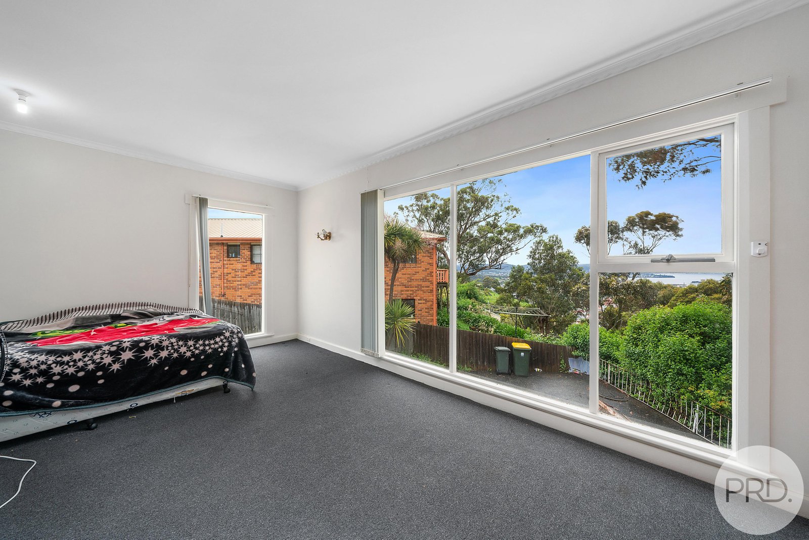 9 Dewrang Place MOUNT STUART 6