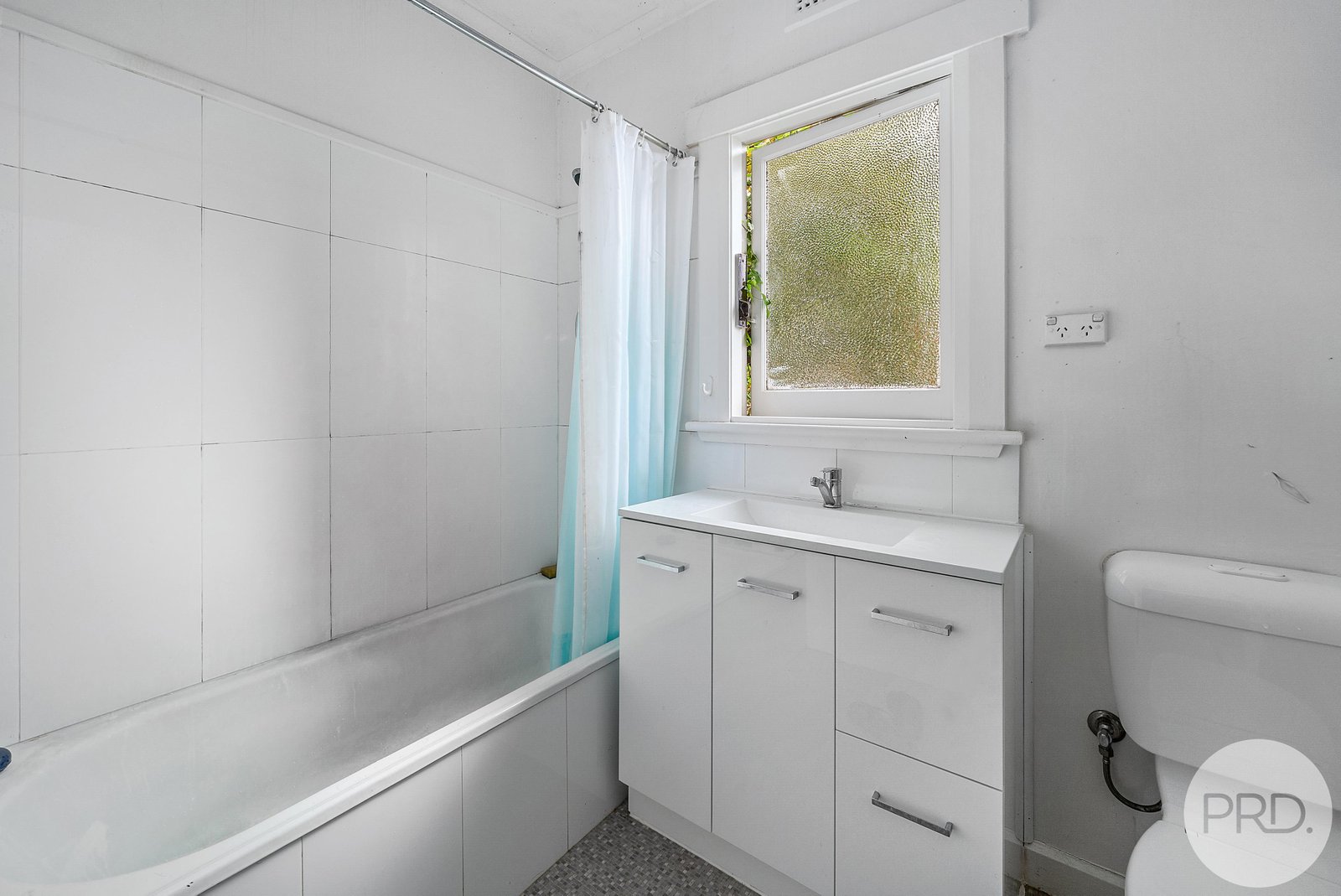 9 Dewrang Place MOUNT STUART 10