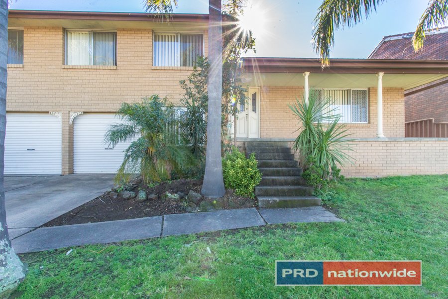 9 Diana Place SOUTH PENRITH 2