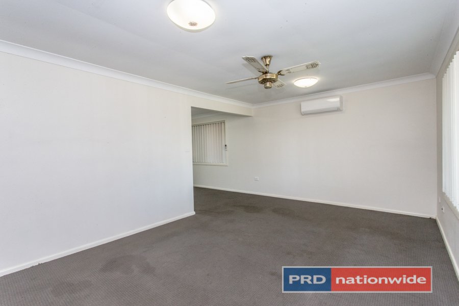 9 Diana Place SOUTH PENRITH 3