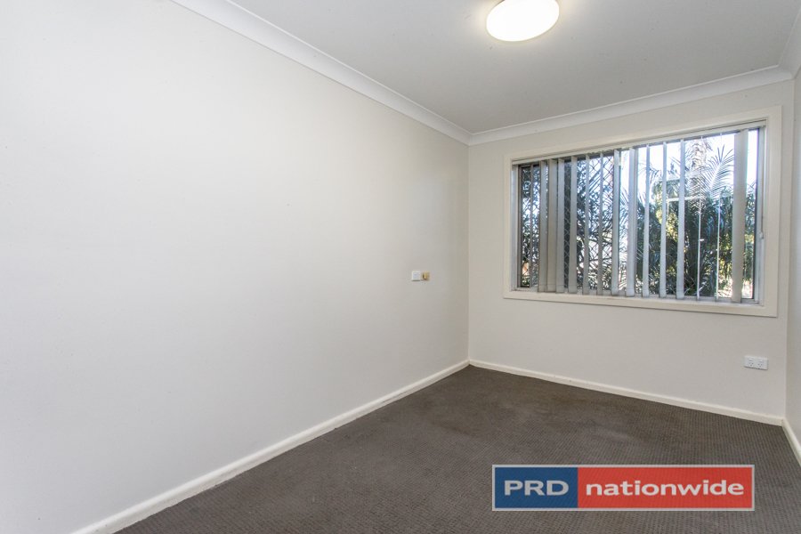 9 Diana Place SOUTH PENRITH 5