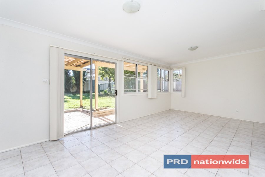 9 Diana Place SOUTH PENRITH 12