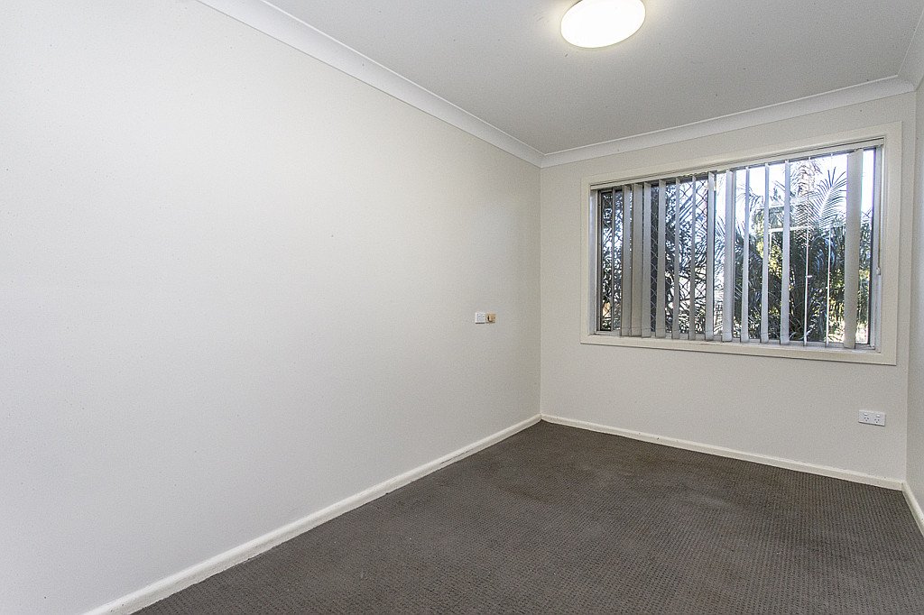 9 Diana Place SOUTH PENRITH 5