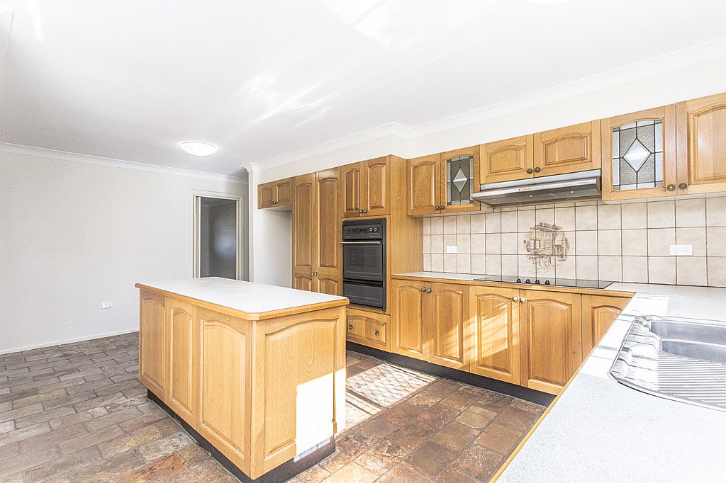 9 Diana Place SOUTH PENRITH 7