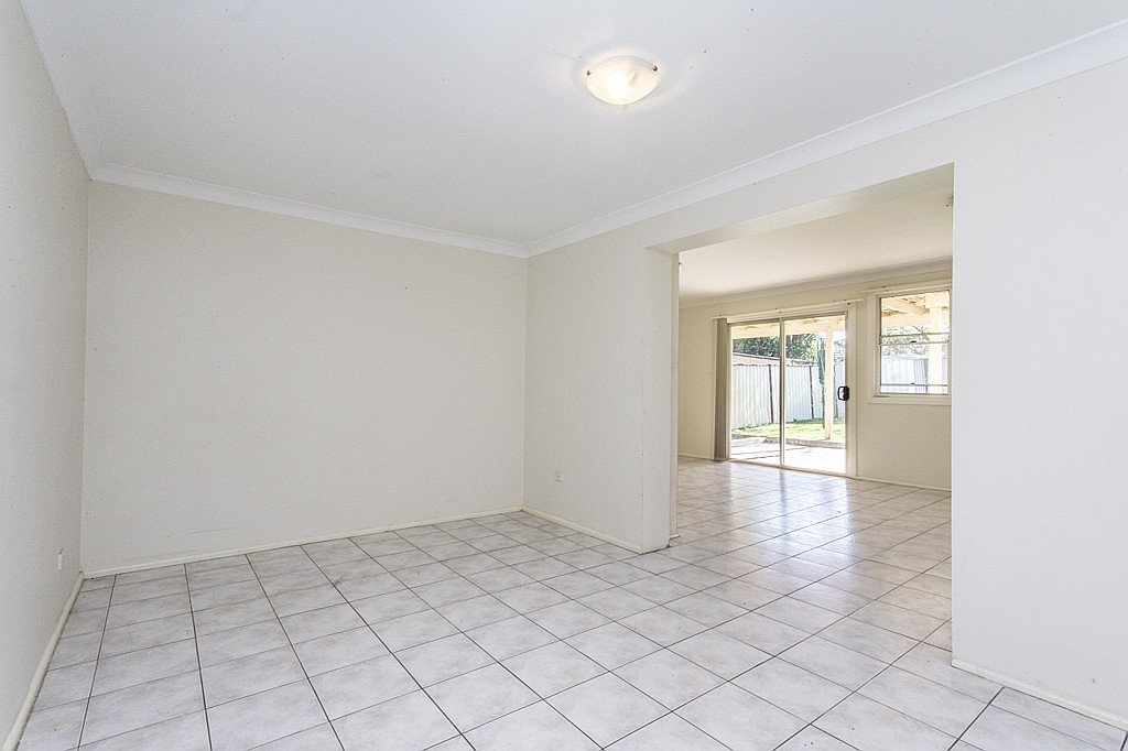 9 Diana Place SOUTH PENRITH 11