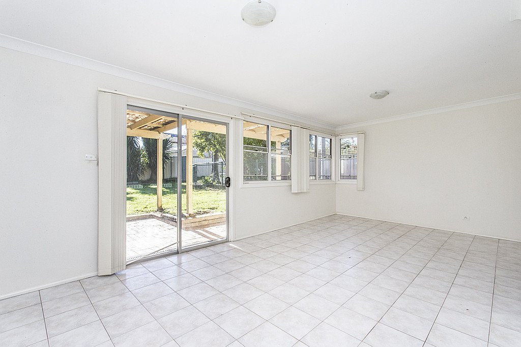 9 Diana Place SOUTH PENRITH 12