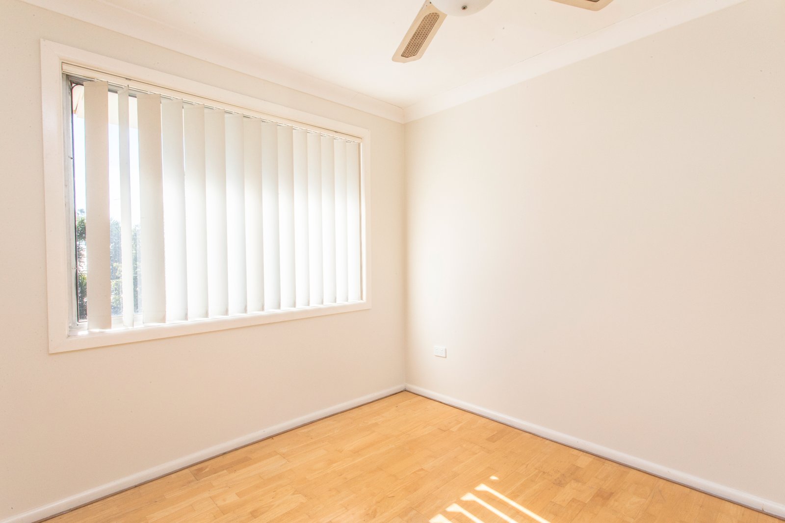 9 Diana Place SOUTH PENRITH 14