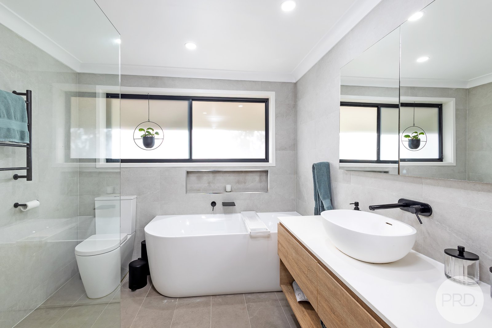 9 Dirigeree Street NELSON BAY 18