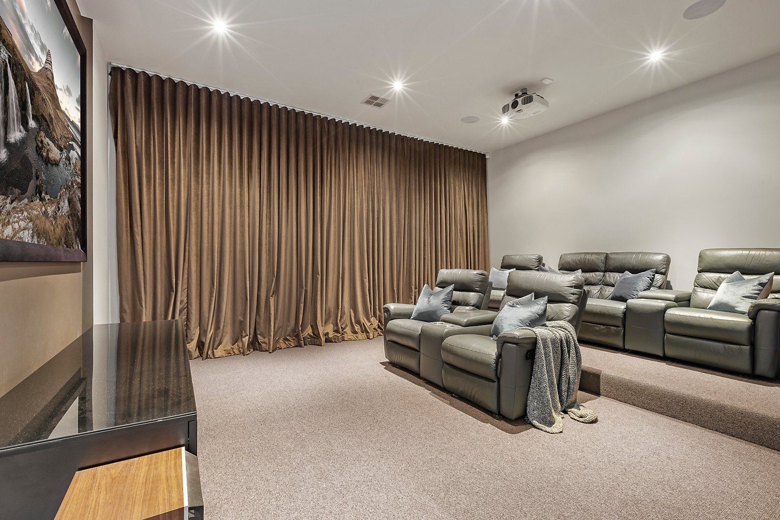 9 Dixon Street, Malvern, VIC