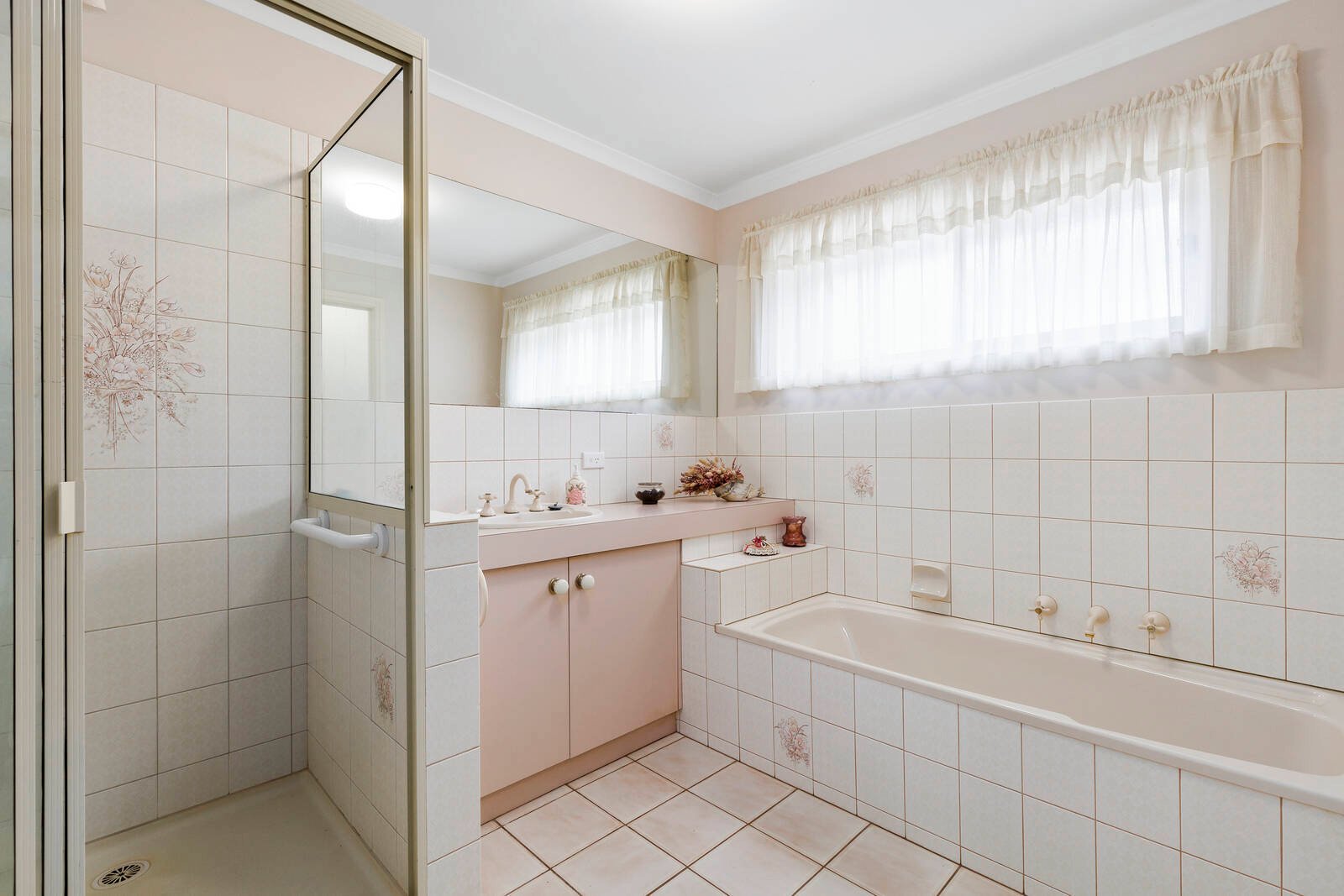 Real Estate and Property in 9 Dolphin Court, Ocean Grove, VIC