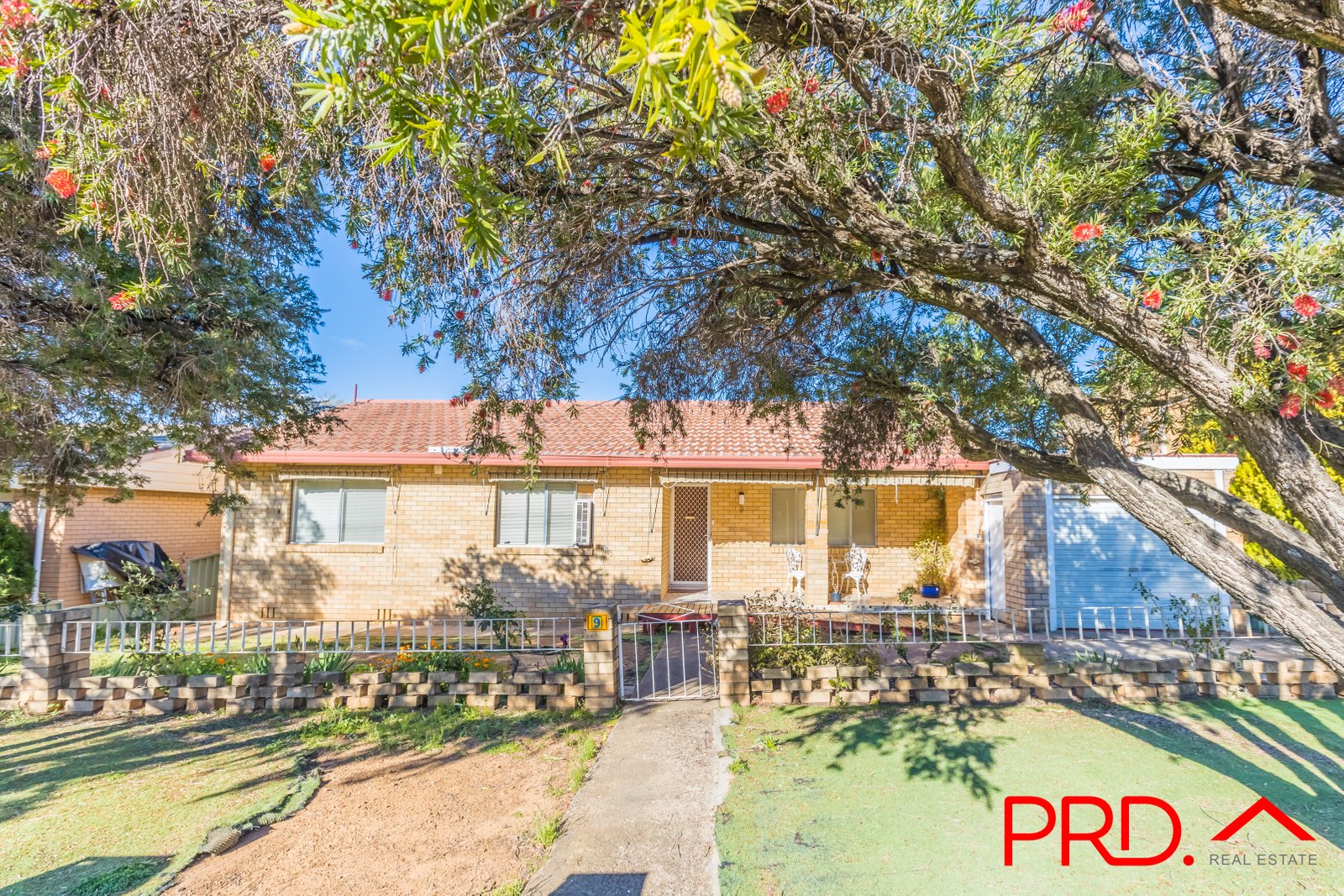 9 Doonba Street TAMWORTH 1