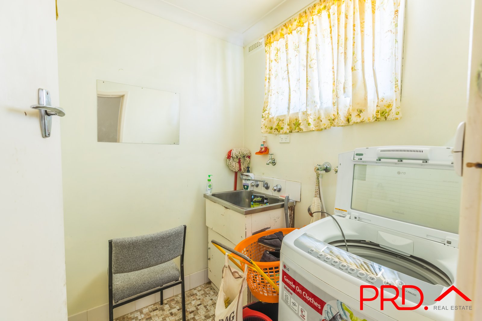 9 Doonba Street TAMWORTH 5