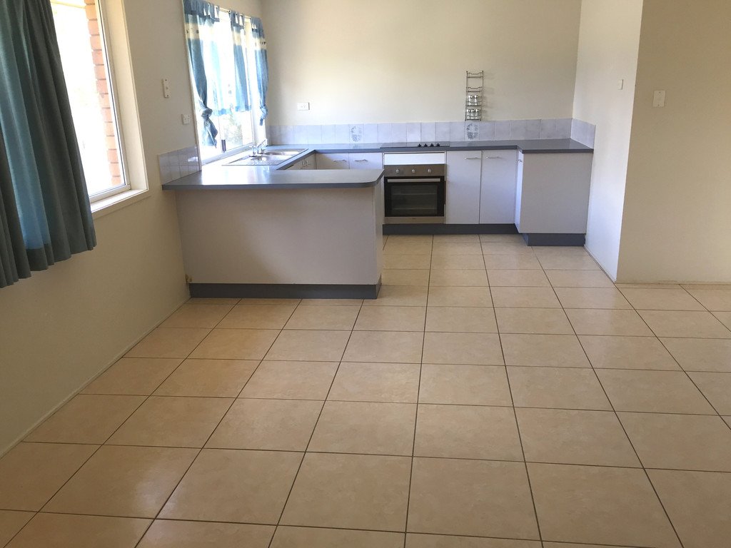 9 Dorking Court ALEXANDRA HILLS 2