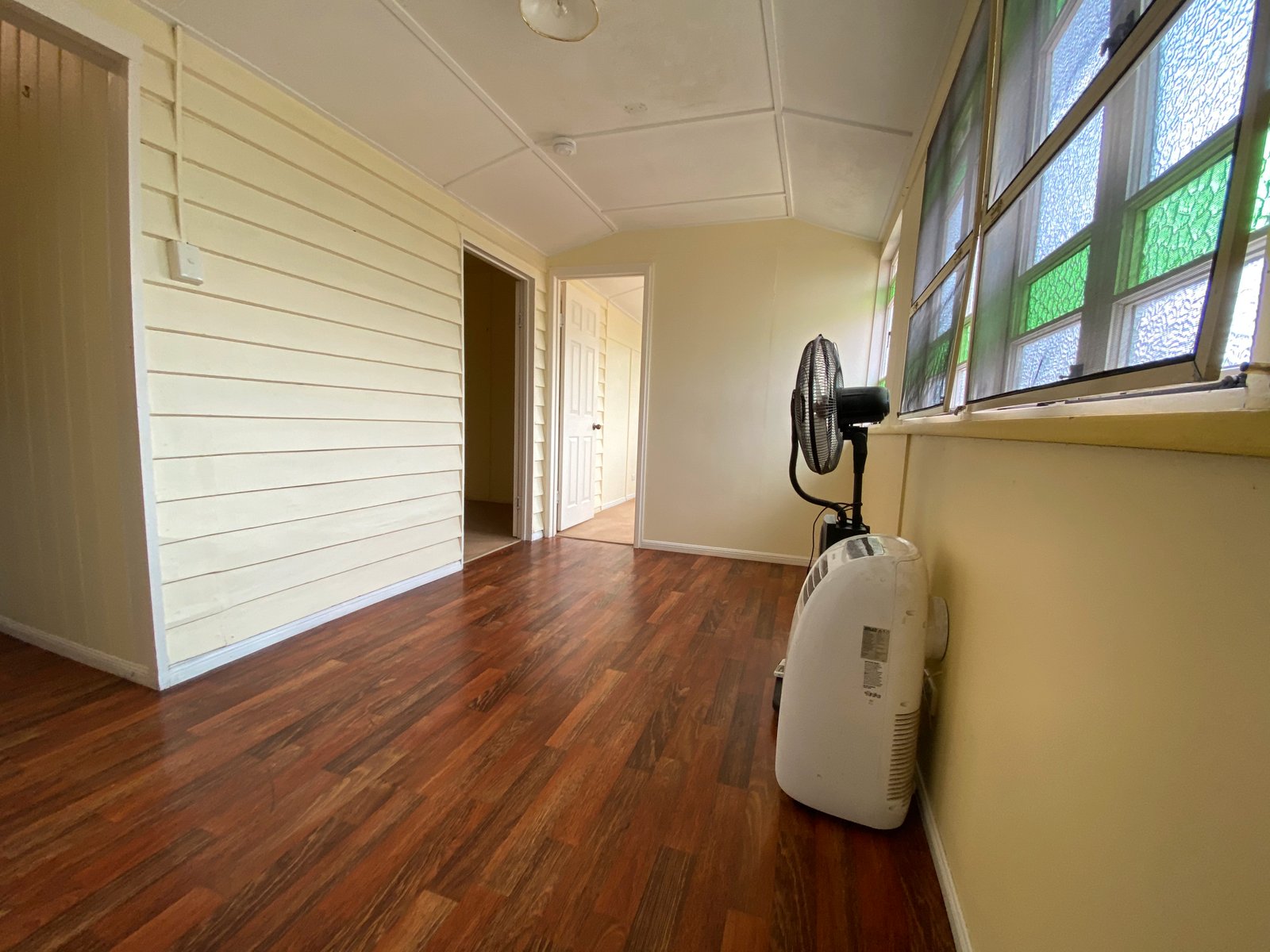 9 Dougall Street BOROREN 11