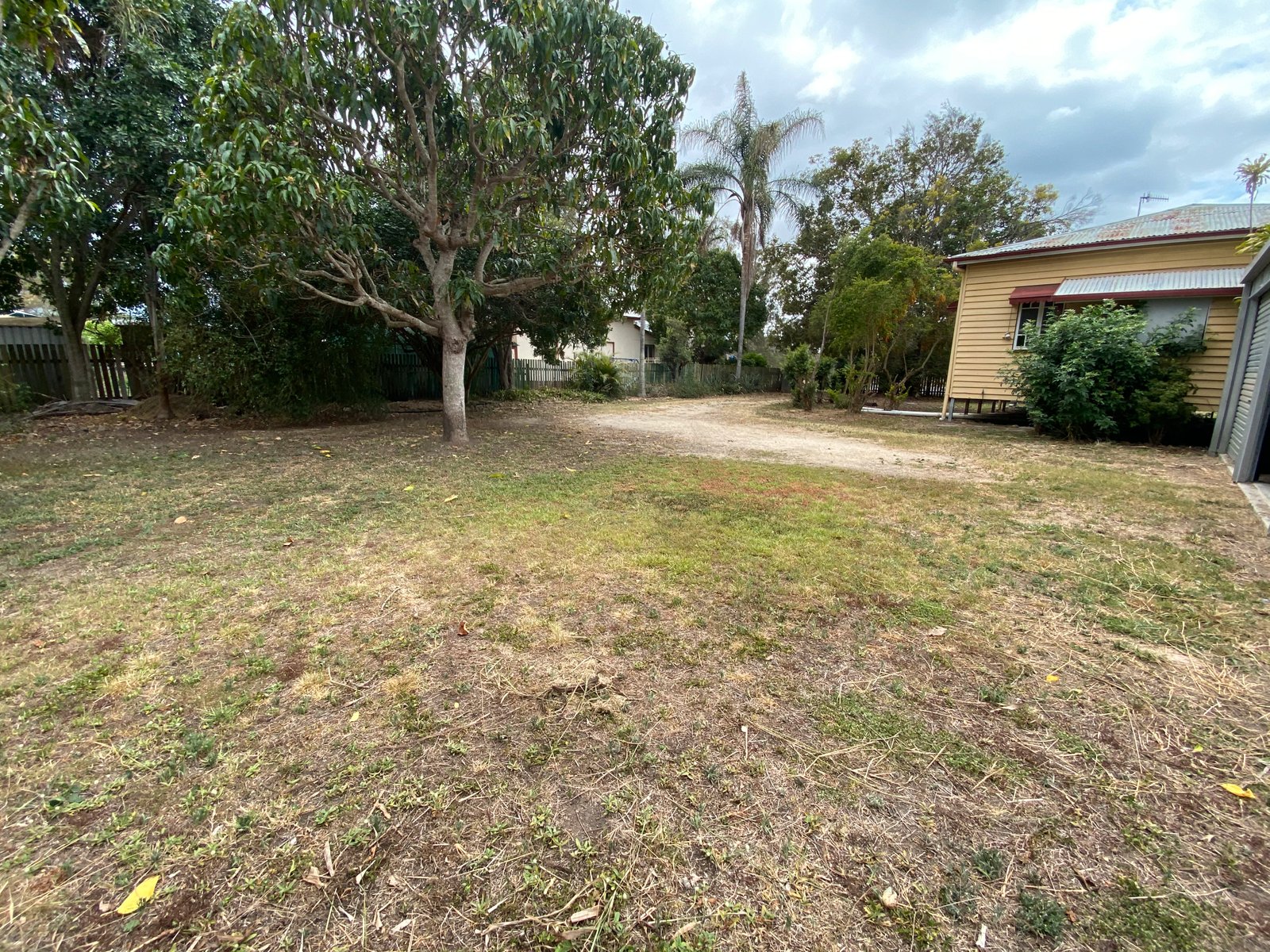 9 Dougall Street BOROREN 14