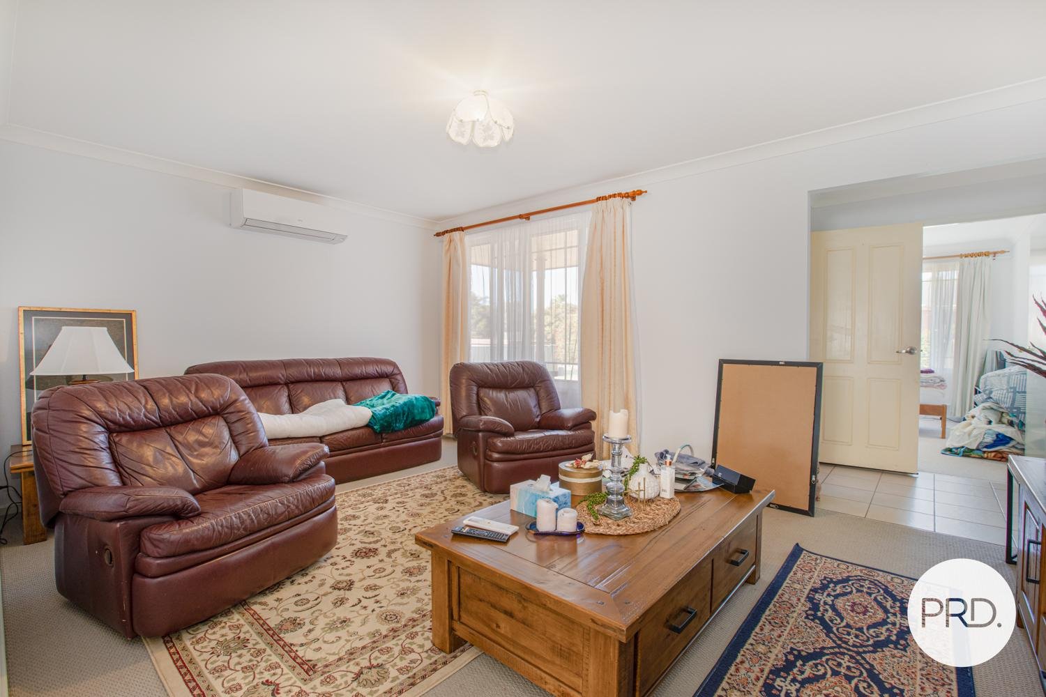 9 Douglas Close LARGS 7