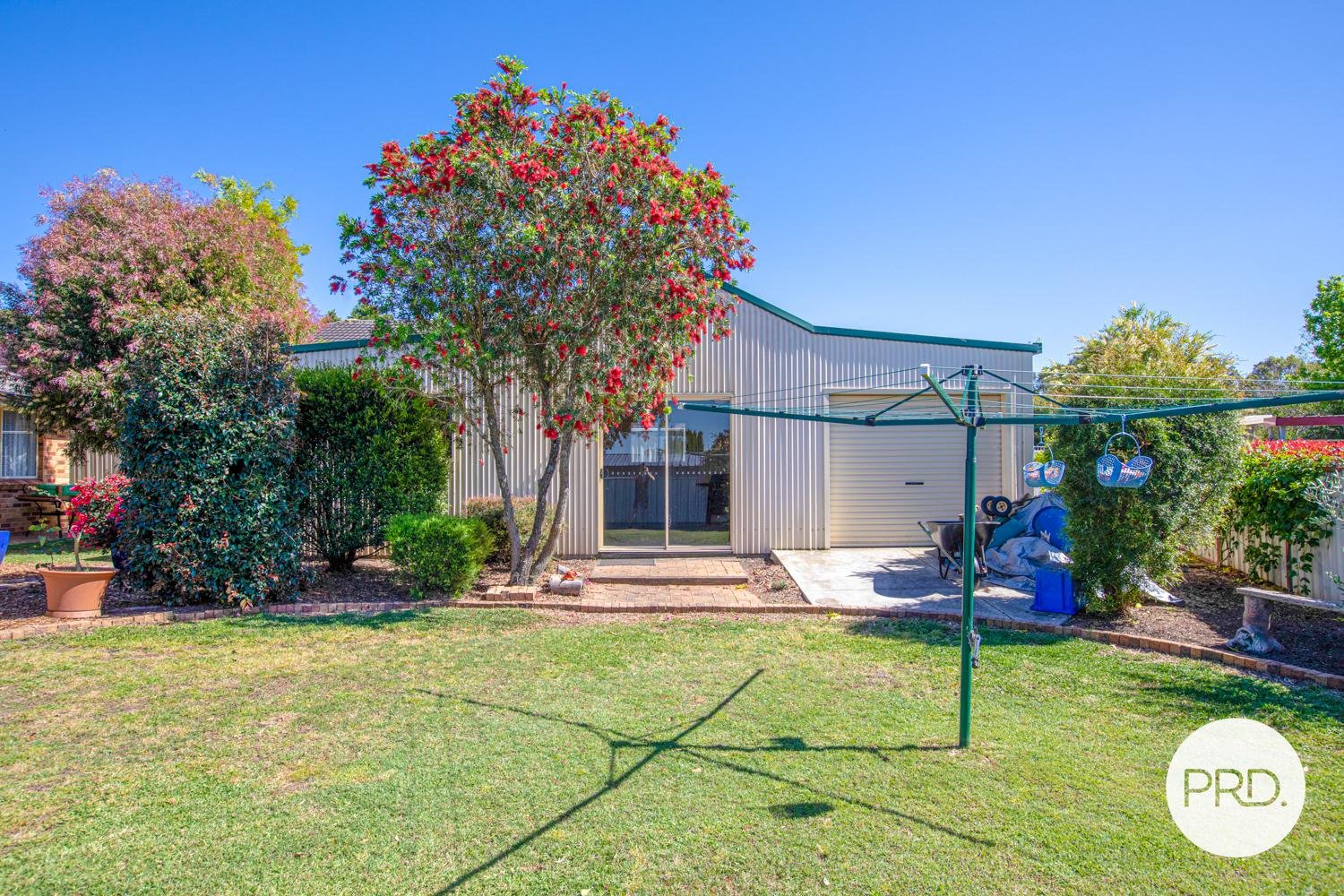 9 Douglas Close LARGS 19