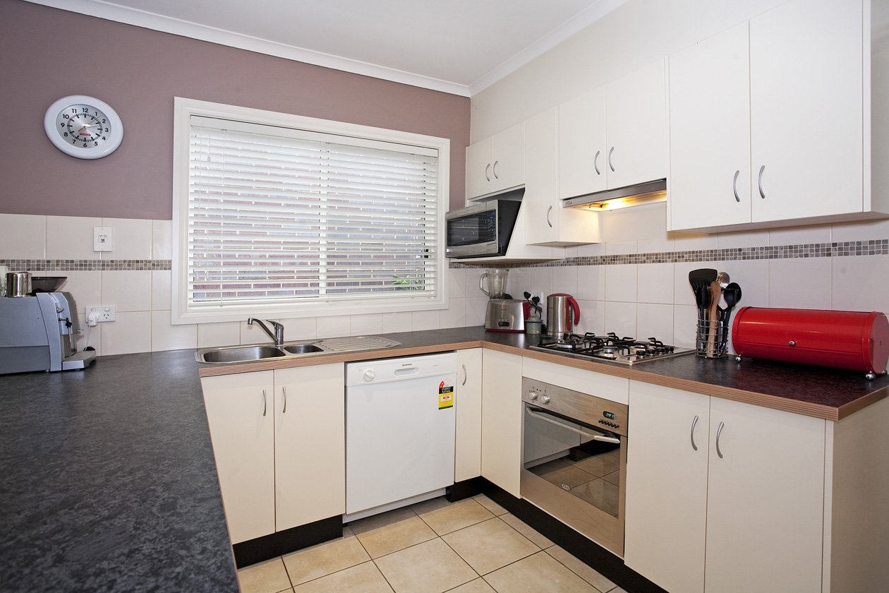 Gallery: 9 Drysdale Avenue