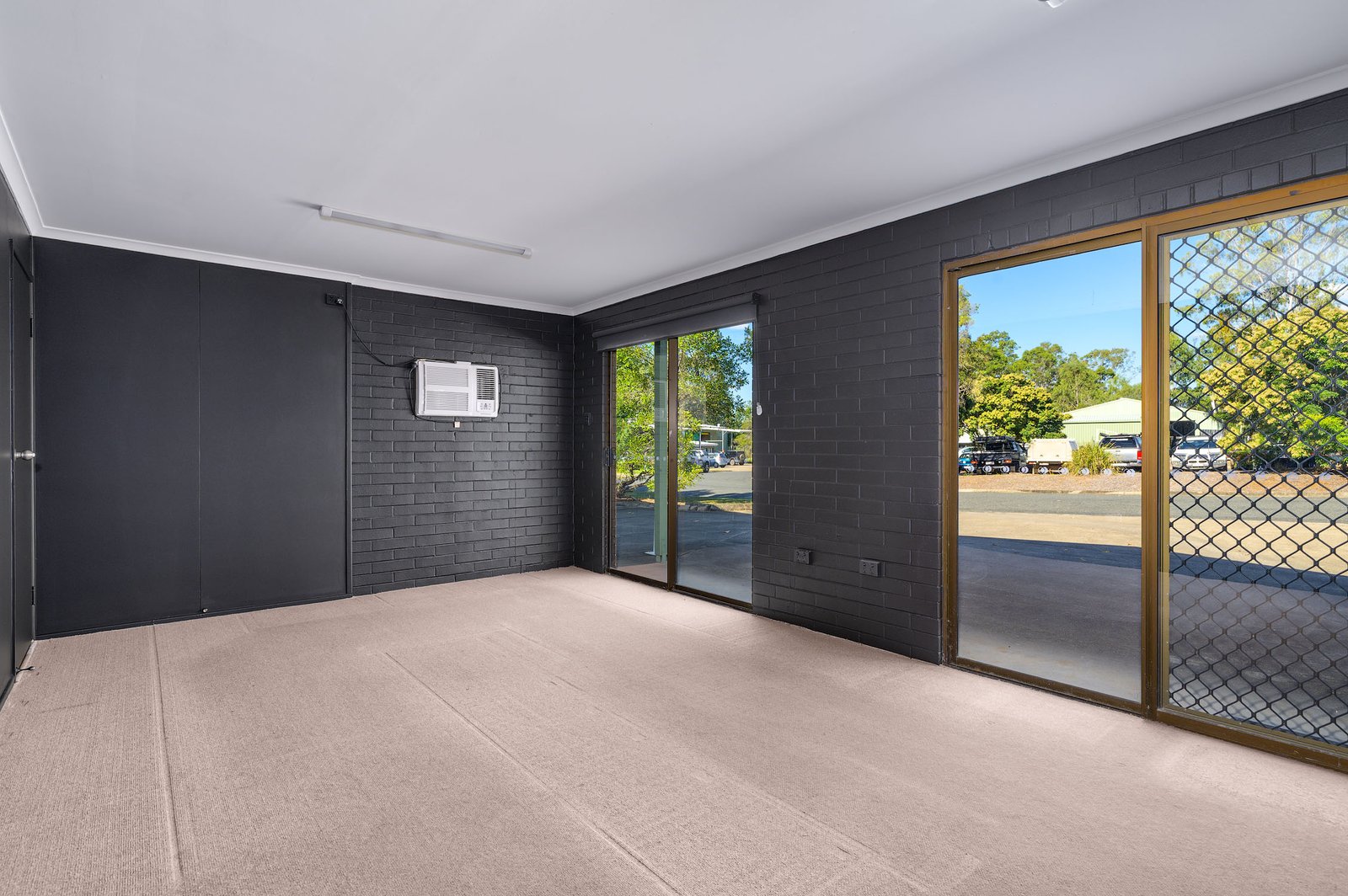 9 Du Rietz Court SOUTHSIDE 5