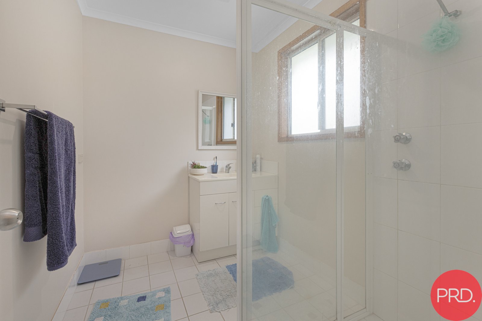 9 Dudley Close METFORD 19