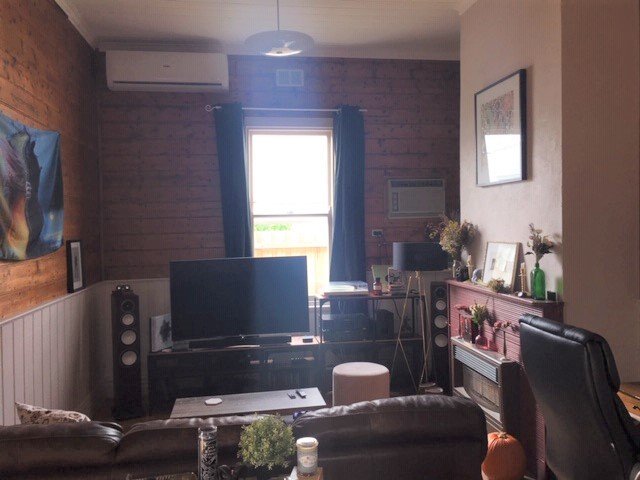 Gallery: 9 Dudley Street
